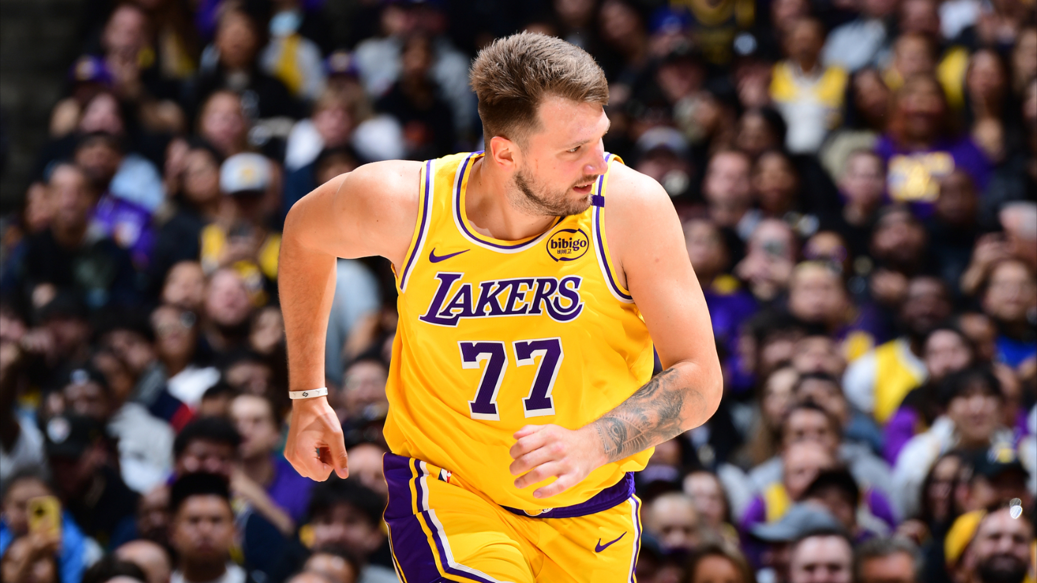 官方：东契奇每场比赛都会看的简单介绍|竞技棋牌平台
